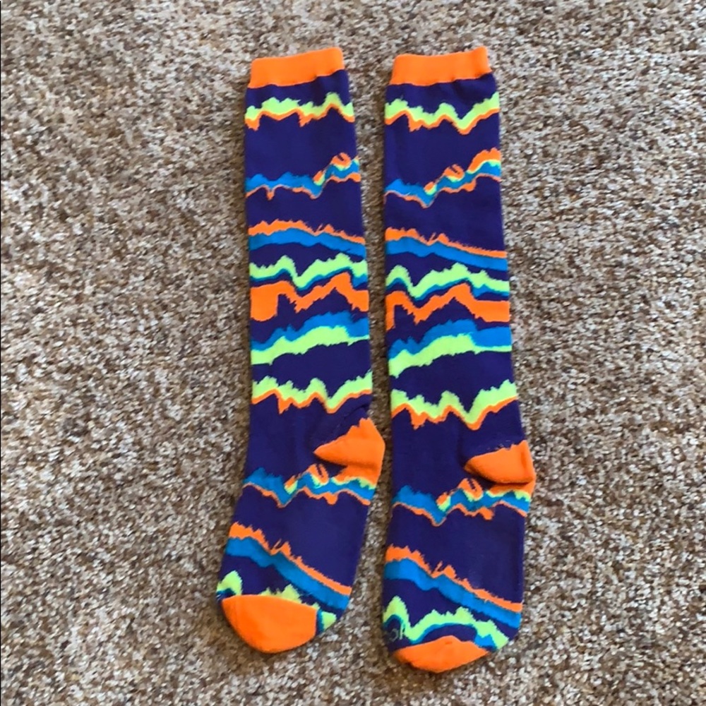 Striped Reebok socks. - Picture 2 of 11